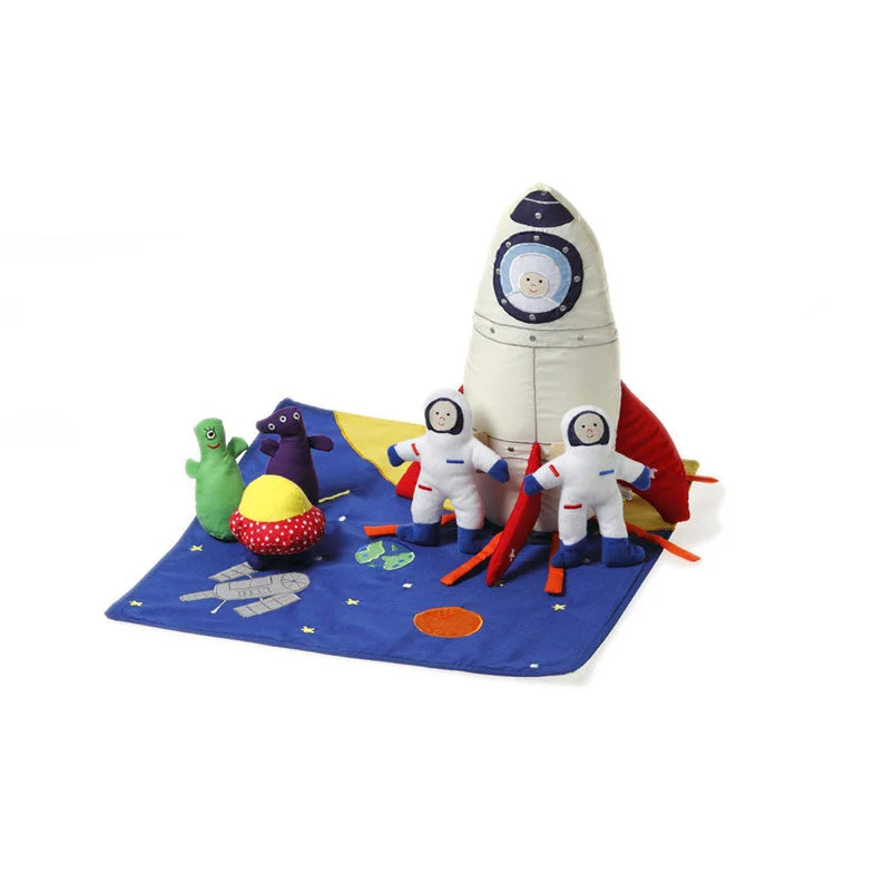 Soft and cuddly stuffed animalsSoft and cuddly stuffed animalsOskar and Ellen Spaceship Soft and cuddly stuffed animalsSoft and cuddly stuffed animalsOskar and Ellen Spaceship