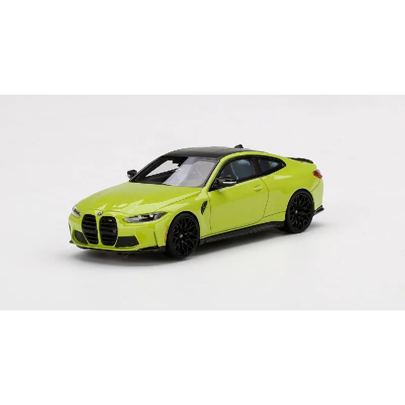 High-quality materials toys BMW M4 Competition (G82)  San Paulo Yellow - 1:43 Scale Resin Model Car