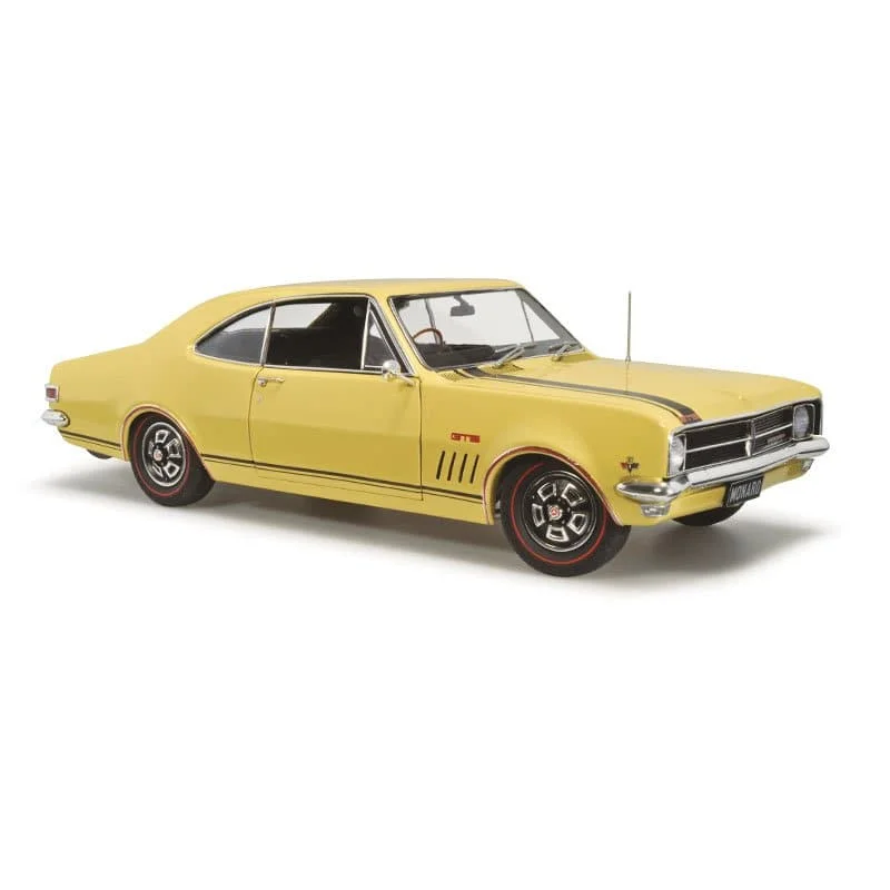 High-quality materials toys CLASSIC CARLECTABLES 1/18 Holden HK Monaro GTS 327 Warwick Yellow