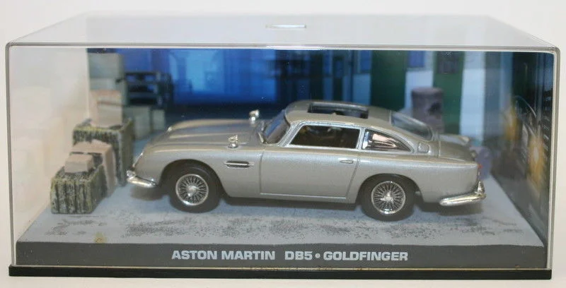 High-quality toy cars Fabbri 1/43 Scale Diecast Model - Aston Martin DB5 Open Roof - Goldfinger